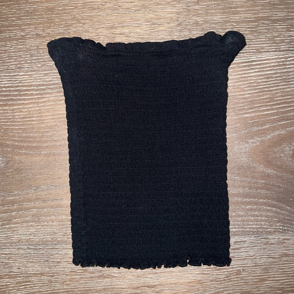 Nikki’s Beach House Black Ruched Tube Top Size: S